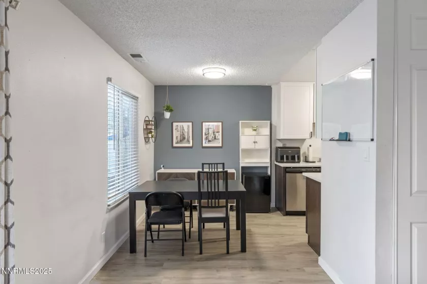 1555 Delucchi, Reno, Nevada 89502, 2 Bedrooms Bedrooms, ,1 BathroomBathrooms,Residential,Residential,Delucchi,250053010