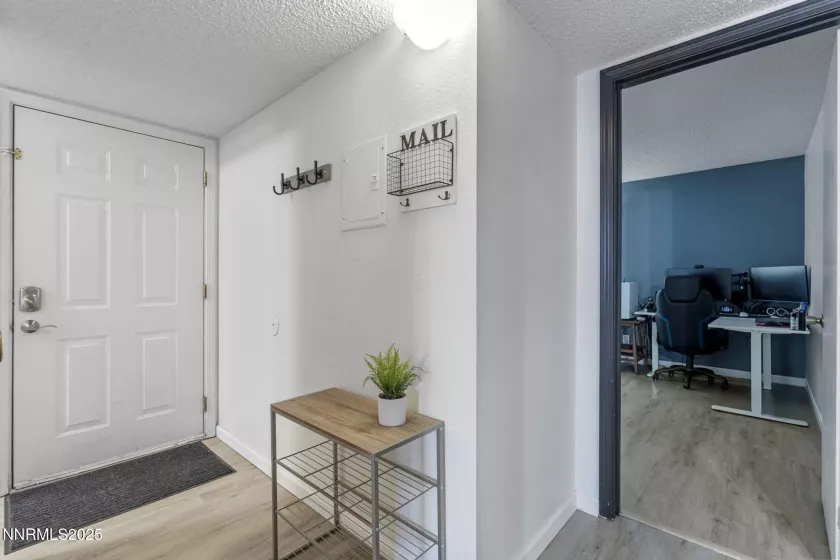1555 Delucchi, Reno, Nevada 89502, 2 Bedrooms Bedrooms, ,1 BathroomBathrooms,Residential,Residential,Delucchi,250053010
