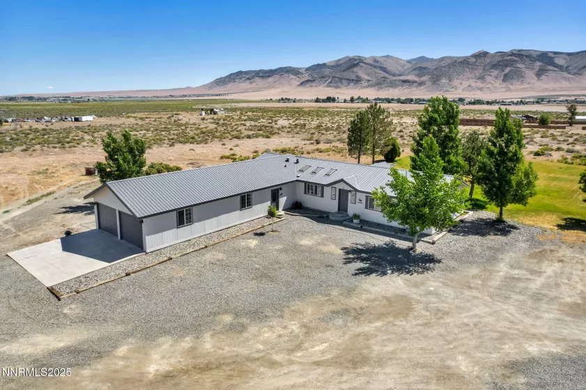 1625 Youngberg, Winnemucca, Nevada 89445, 3 Bedrooms Bedrooms, ,2 BathroomsBathrooms,Residential,Residential,Youngberg,250053012
