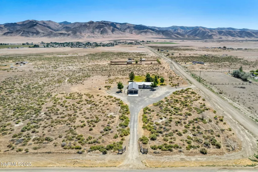 1625 Youngberg, Winnemucca, Nevada 89445, 3 Bedrooms Bedrooms, ,2 BathroomsBathrooms,Residential,Residential,Youngberg,250053012
