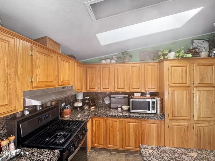 1625 Youngberg, Winnemucca, Nevada 89445, 3 Bedrooms Bedrooms, ,2 BathroomsBathrooms,Residential,Residential,Youngberg,250053012