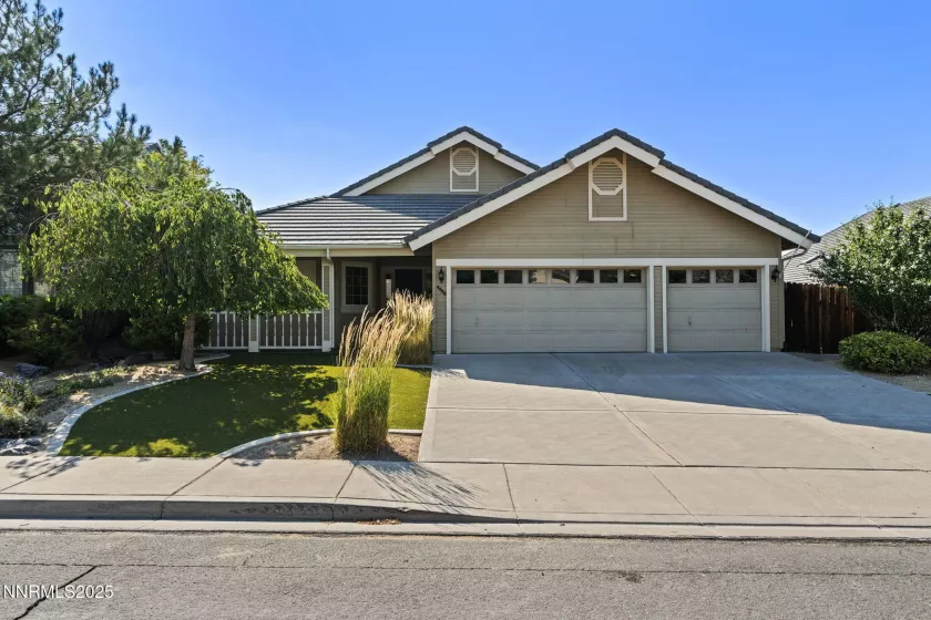 4535 Desert Hills, Sparks, Nevada 89436, 3 Bedrooms Bedrooms, ,2 BathroomsBathrooms,Residential,Residential,Desert Hills,250053014