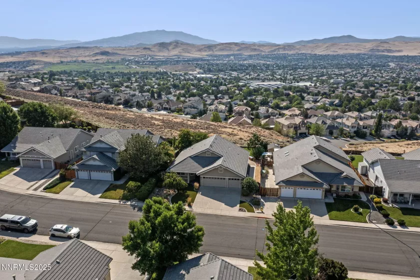4535 Desert Hills, Sparks, Nevada 89436, 3 Bedrooms Bedrooms, ,2 BathroomsBathrooms,Residential,Residential,Desert Hills,250053014