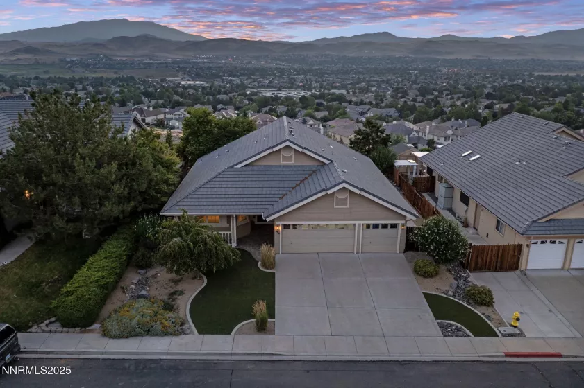 4535 Desert Hills, Sparks, Nevada 89436, 3 Bedrooms Bedrooms, ,2 BathroomsBathrooms,Residential,Residential,Desert Hills,250053014