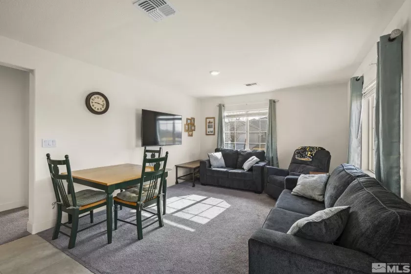 1981 Lanstar, Sparks, Nevada 89441, 4 Bedrooms Bedrooms, ,3 BathroomsBathrooms,Residential,Residential,Lanstar,250004578