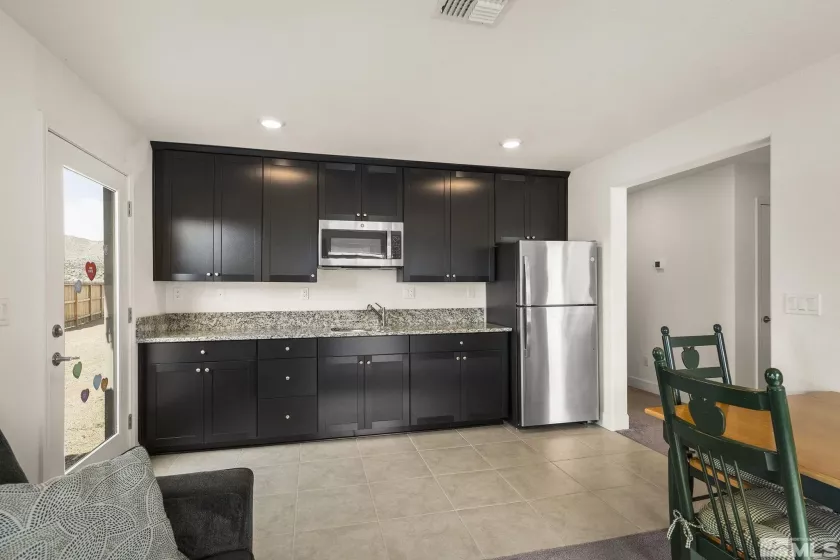 1981 Lanstar, Sparks, Nevada 89441, 4 Bedrooms Bedrooms, ,3 BathroomsBathrooms,Residential,Residential,Lanstar,250004578