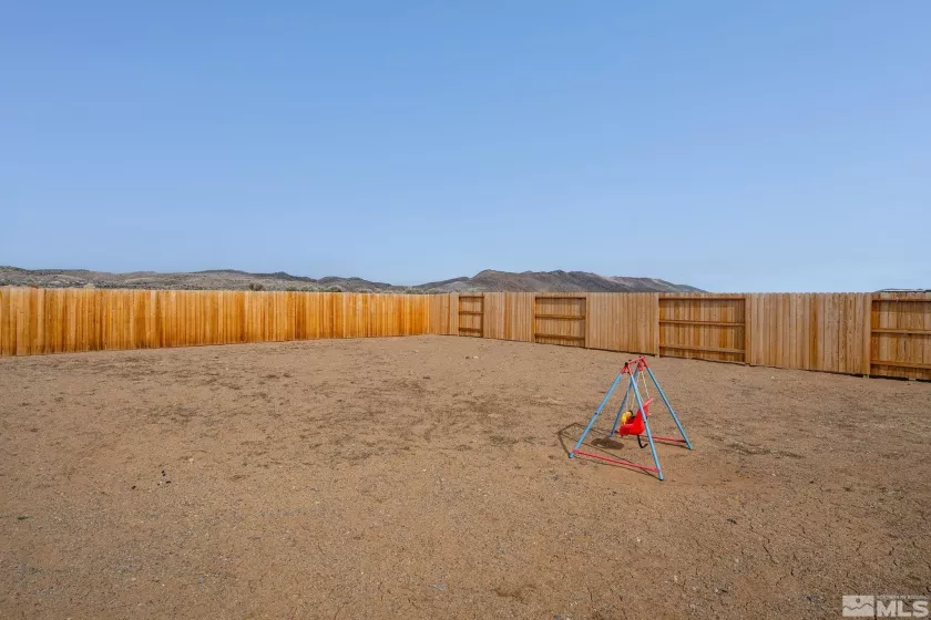 1981 Lanstar, Sparks, Nevada 89441, 4 Bedrooms Bedrooms, ,3 BathroomsBathrooms,Residential,Residential,Lanstar,250004578