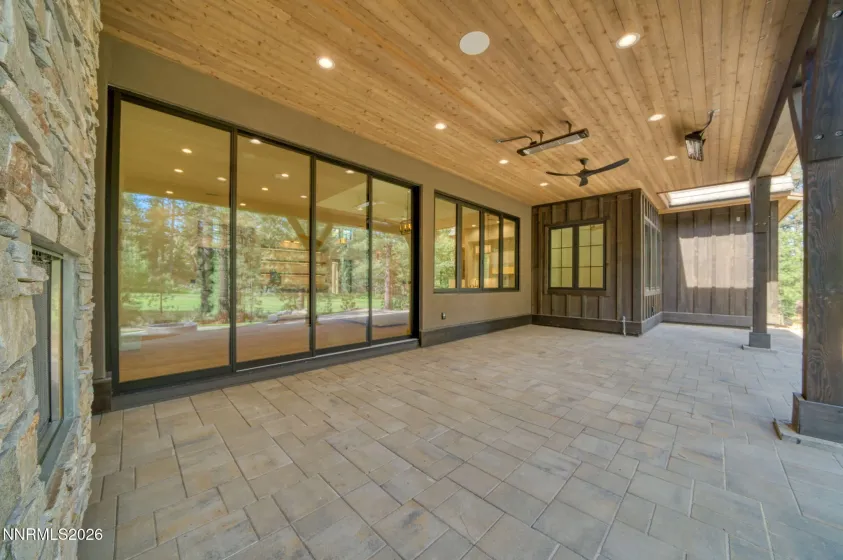 5320 Nestle, Reno, Nevada 89511, 4 Bedrooms Bedrooms, ,5 BathroomsBathrooms,Residential,Residential,Nestle,0,230008599