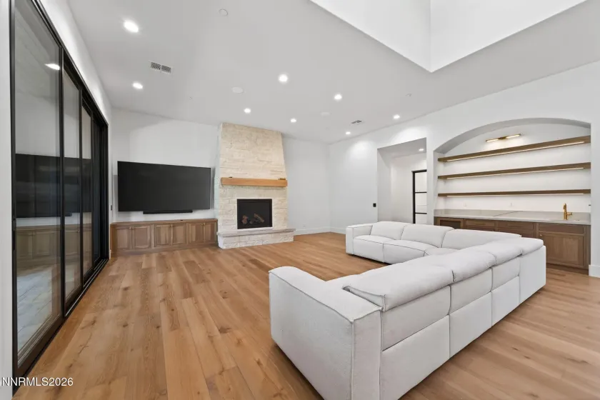 5320 Nestle, Reno, Nevada 89511, 4 Bedrooms Bedrooms, ,5 BathroomsBathrooms,Residential,Residential,Nestle,0,230008599