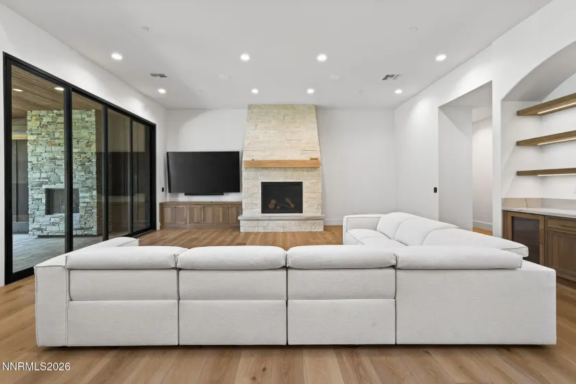 5320 Nestle, Reno, Nevada 89511, 4 Bedrooms Bedrooms, ,5 BathroomsBathrooms,Residential,Residential,Nestle,0,230008599
