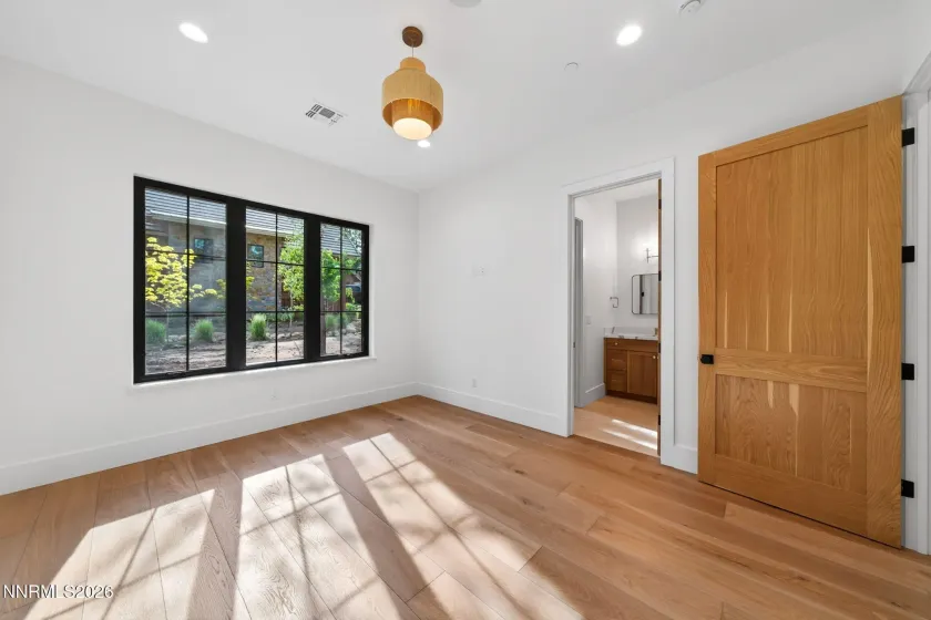 5320 Nestle, Reno, Nevada 89511, 4 Bedrooms Bedrooms, ,5 BathroomsBathrooms,Residential,Residential,Nestle,0,230008599
