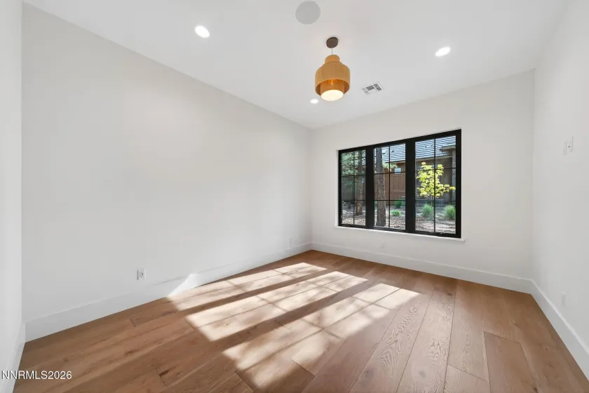 5320 Nestle, Reno, Nevada 89511, 4 Bedrooms Bedrooms, ,5 BathroomsBathrooms,Residential,Residential,Nestle,0,230008599