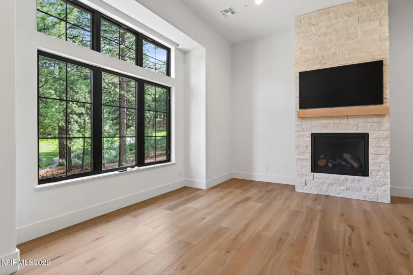 5320 Nestle, Reno, Nevada 89511, 4 Bedrooms Bedrooms, ,5 BathroomsBathrooms,Residential,Residential,Nestle,0,230008599