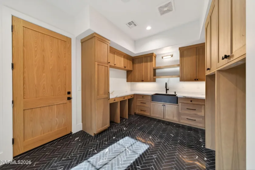 5320 Nestle, Reno, Nevada 89511, 4 Bedrooms Bedrooms, ,5 BathroomsBathrooms,Residential,Residential,Nestle,0,230008599