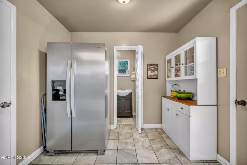 80 Strawberry, Reno, Nevada 89509, 3 Bedrooms Bedrooms, ,2 BathroomsBathrooms,Residential,Residential,Strawberry,250052269
