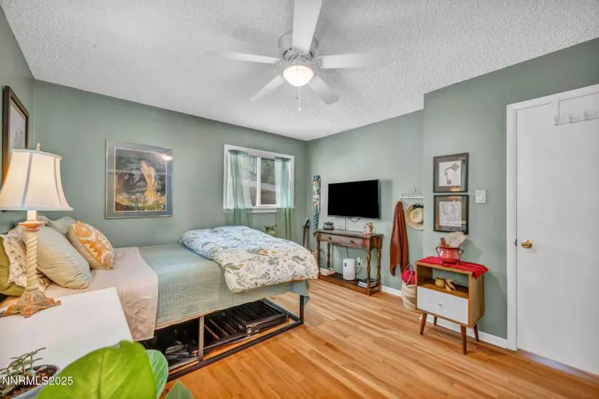 80 Strawberry, Reno, Nevada 89509, 3 Bedrooms Bedrooms, ,2 BathroomsBathrooms,Residential,Residential,Strawberry,250052269