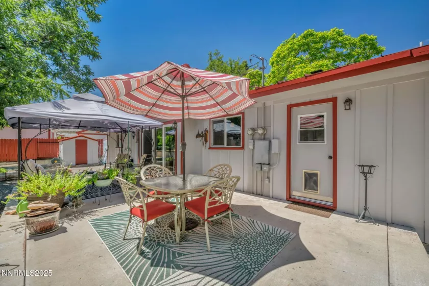 80 Strawberry, Reno, Nevada 89509, 3 Bedrooms Bedrooms, ,2 BathroomsBathrooms,Residential,Residential,Strawberry,250052269