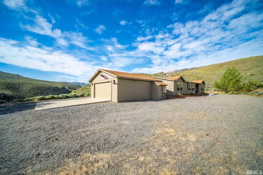 13705 Red Rock, Reno, Nevada 89508, 3 Bedrooms Bedrooms, ,2 BathroomsBathrooms,Residential,Residential,Red Rock,250006375