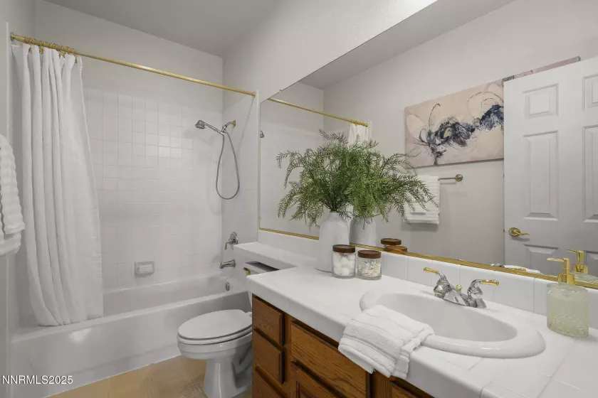 4811 Elkcreek, Reno, Nevada 89519, 5 Bedrooms Bedrooms, ,3 BathroomsBathrooms,Residential,Residential,Elkcreek,250053019
