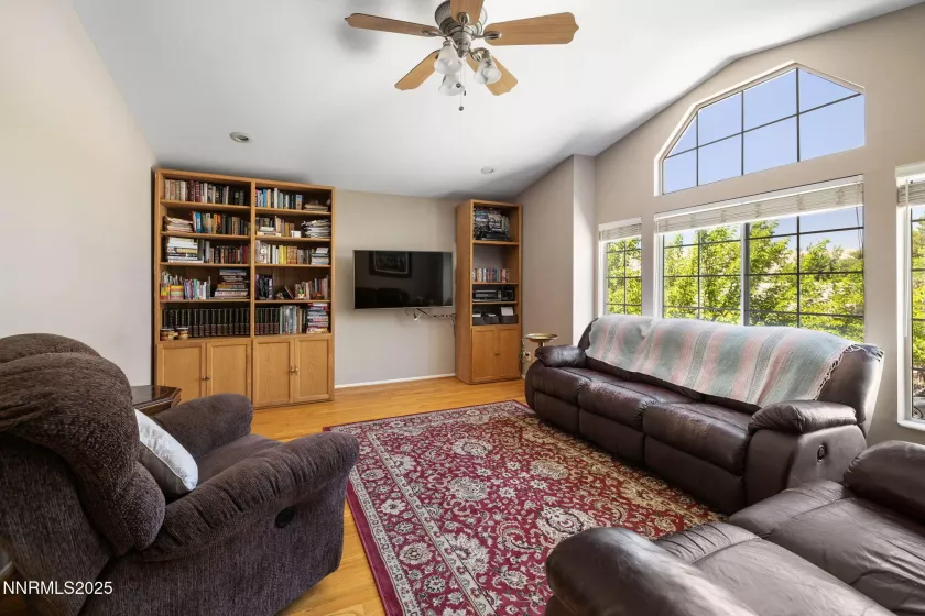 3280 Thornhill, Reno, Nevada 89509, 4 Bedrooms Bedrooms, ,3 BathroomsBathrooms,Residential,Residential,Thornhill,250053020