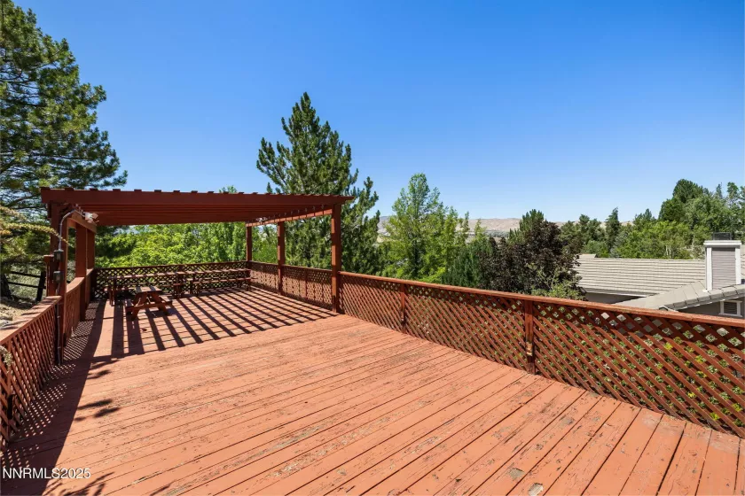 3280 Thornhill, Reno, Nevada 89509, 4 Bedrooms Bedrooms, ,3 BathroomsBathrooms,Residential,Residential,Thornhill,250053020