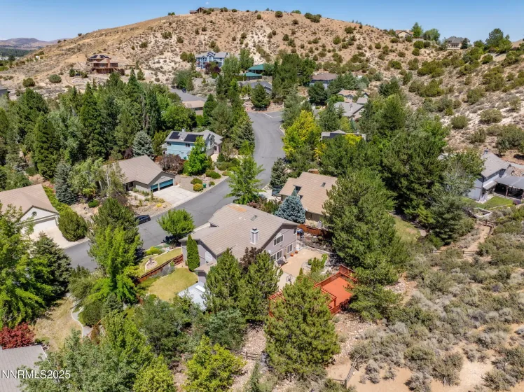 3280 Thornhill, Reno, Nevada 89509, 4 Bedrooms Bedrooms, ,3 BathroomsBathrooms,Residential,Residential,Thornhill,250053020