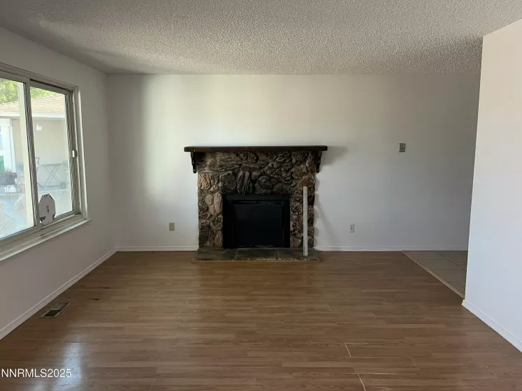 11019 Bornite, Reno, Nevada 89506, 3 Bedrooms Bedrooms, ,2 BathroomsBathrooms,Residential,Residential,Bornite,250003357
