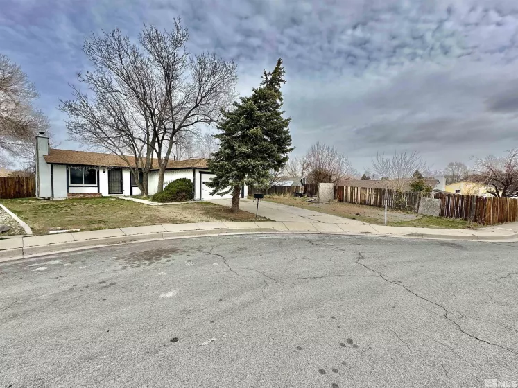 11019 Bornite, Reno, Nevada 89506, 3 Bedrooms Bedrooms, ,2 BathroomsBathrooms,Residential,Residential,Bornite,250003357