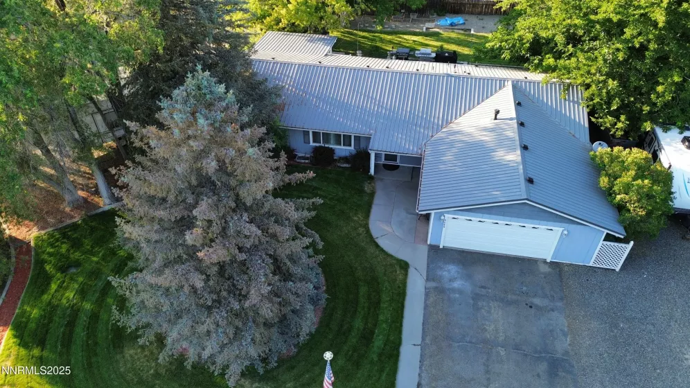 5045 Offenhauser, Winnemucca, Nevada 89445, 5 Bedrooms Bedrooms, ,2 BathroomsBathrooms,Residential,Residential,Offenhauser,250053034