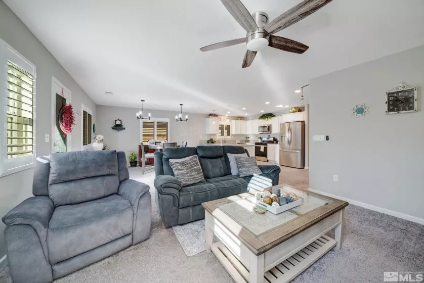 506 Paradise Valley, Reno, Nevada 89506, 3 Bedrooms Bedrooms, ,2 BathroomsBathrooms,Residential,Residential,Paradise Valley,250000372