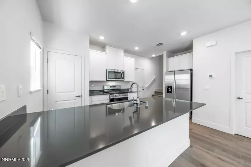1632 Prancer, Reno, Nevada 89523, 3 Bedrooms Bedrooms, ,3 BathroomsBathrooms,Residential,Residential,Prancer,250053044