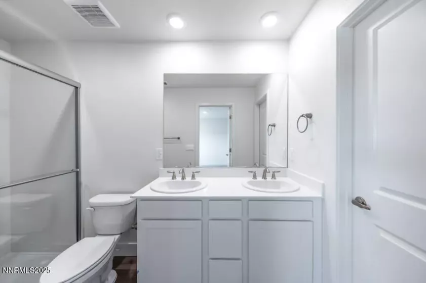 1632 Prancer, Reno, Nevada 89523, 3 Bedrooms Bedrooms, ,3 BathroomsBathrooms,Residential,Residential,Prancer,250053044