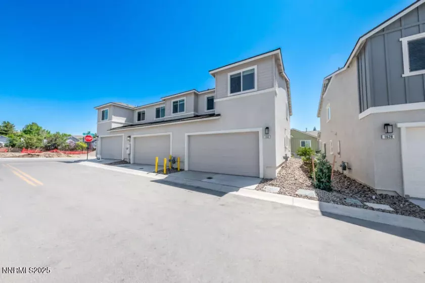 1632 Prancer, Reno, Nevada 89523, 3 Bedrooms Bedrooms, ,3 BathroomsBathrooms,Residential,Residential,Prancer,250053044