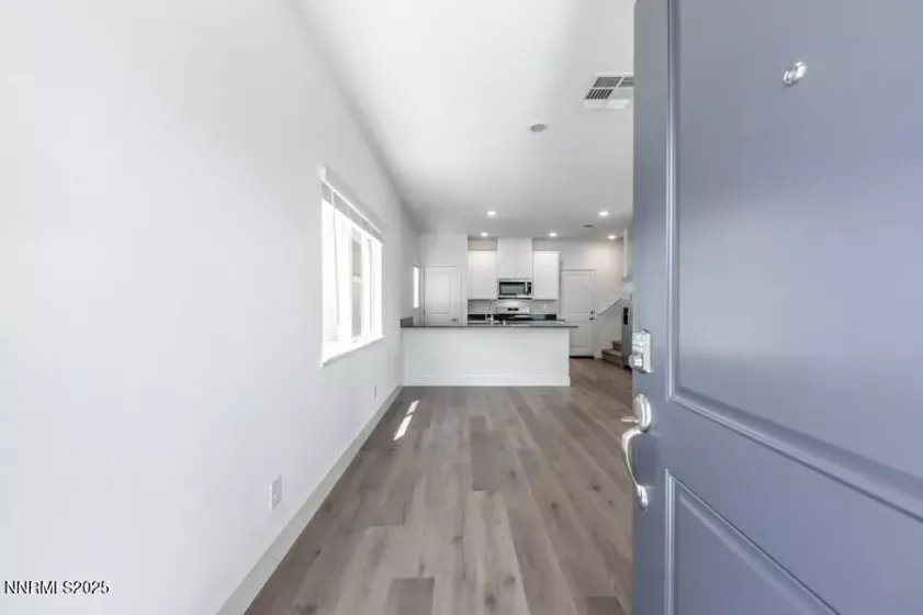 1632 Prancer, Reno, Nevada 89523, 3 Bedrooms Bedrooms, ,3 BathroomsBathrooms,Residential,Residential,Prancer,250053044