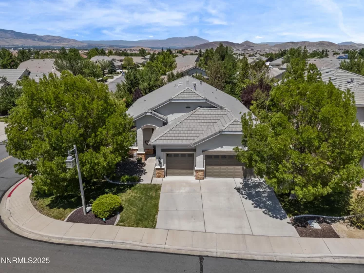 10095 Cascade Falls, Reno, Nevada 89521, 4 Bedrooms Bedrooms, ,2 BathroomsBathrooms,Residential,Residential,Cascade Falls,250053045