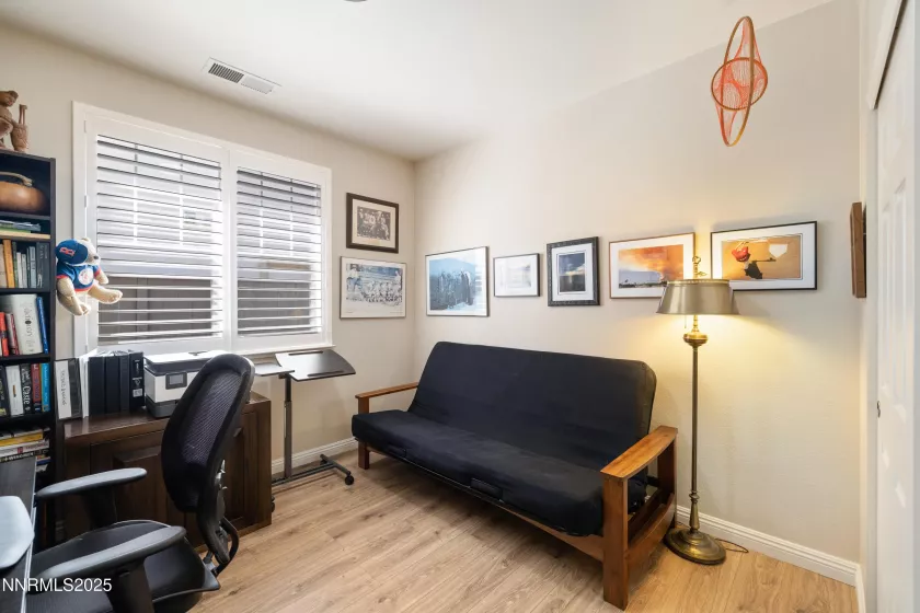 597 Connemaras, Reno, Nevada 89521, 3 Bedrooms Bedrooms, ,2 BathroomsBathrooms,Residential,Residential,Connemaras,250053047