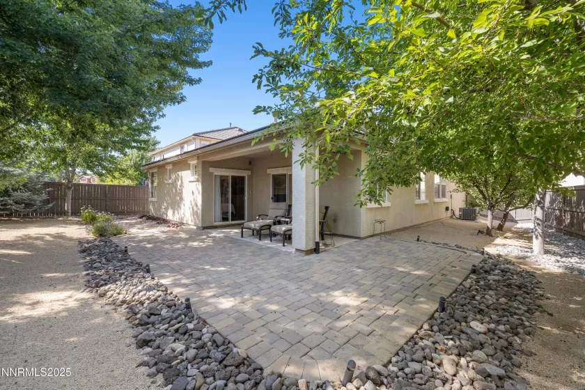 597 Connemaras, Reno, Nevada 89521, 3 Bedrooms Bedrooms, ,2 BathroomsBathrooms,Residential,Residential,Connemaras,250053047