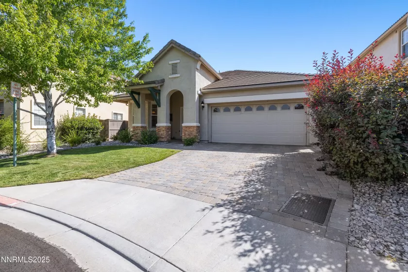 597 Connemaras, Reno, Nevada 89521, 3 Bedrooms Bedrooms, ,2 BathroomsBathrooms,Residential,Residential,Connemaras,250053047