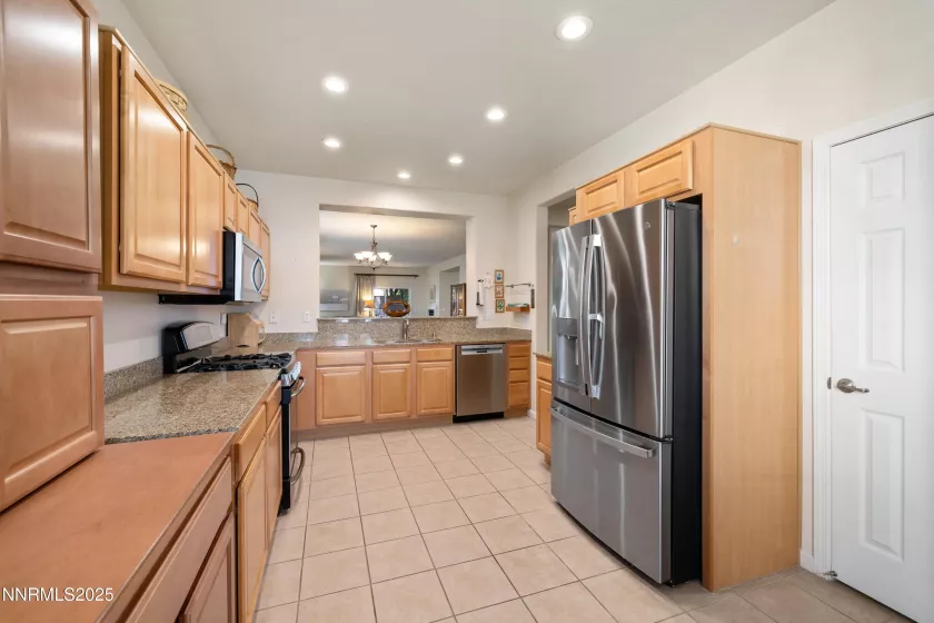 597 Connemaras, Reno, Nevada 89521, 3 Bedrooms Bedrooms, ,2 BathroomsBathrooms,Residential,Residential,Connemaras,250053047