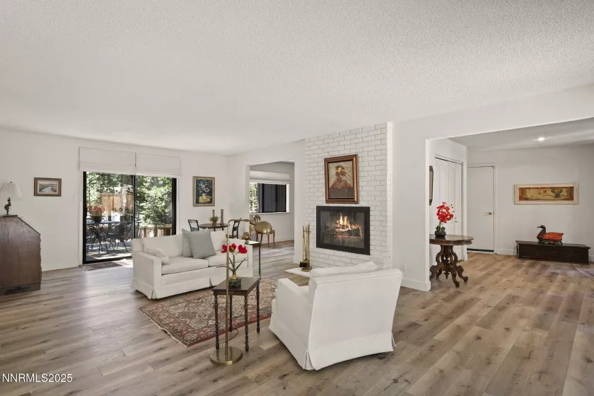 885 Dyer, Incline Village, Nevada 89451, 4 Bedrooms Bedrooms, ,3 BathroomsBathrooms,Residential,Residential,Dyer,250053049