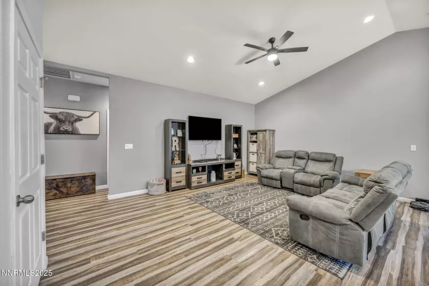 776 Great Basin, Fallon, Nevada 89406, 3 Bedrooms Bedrooms, ,2 BathroomsBathrooms,Residential,Residential,Great Basin,250053051