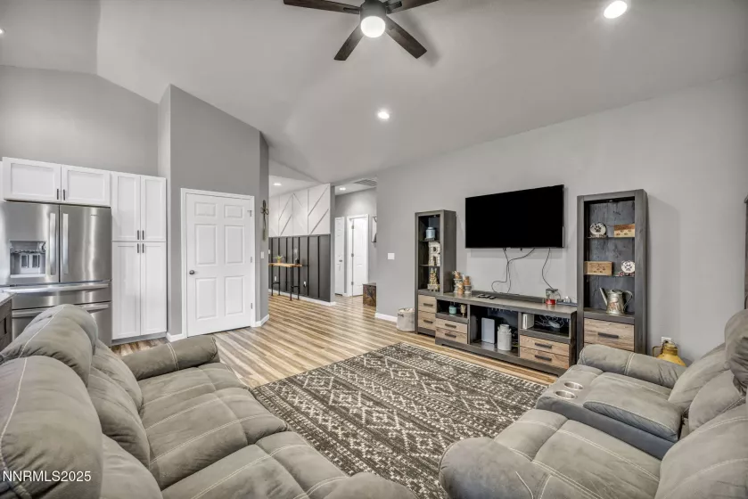 776 Great Basin, Fallon, Nevada 89406, 3 Bedrooms Bedrooms, ,2 BathroomsBathrooms,Residential,Residential,Great Basin,250053051