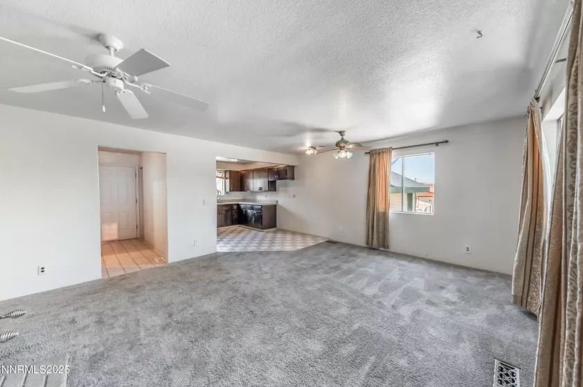 8720 Aquifer, Reno, Nevada 89506, 3 Bedrooms Bedrooms, ,2 BathroomsBathrooms,Residential,Residential,Aquifer,250051918