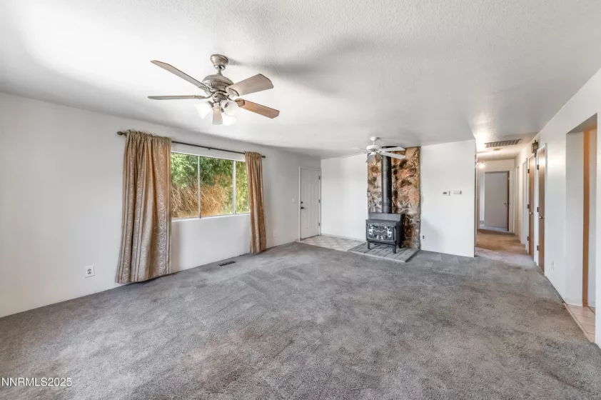 8720 Aquifer, Reno, Nevada 89506, 3 Bedrooms Bedrooms, ,2 BathroomsBathrooms,Residential,Residential,Aquifer,250051918