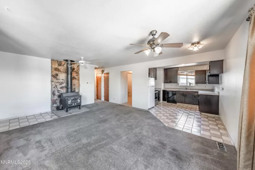 8720 Aquifer, Reno, Nevada 89506, 3 Bedrooms Bedrooms, ,2 BathroomsBathrooms,Residential,Residential,Aquifer,250051918