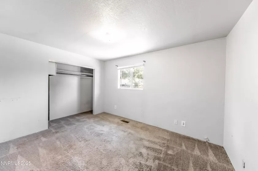8720 Aquifer, Reno, Nevada 89506, 3 Bedrooms Bedrooms, ,2 BathroomsBathrooms,Residential,Residential,Aquifer,250051918