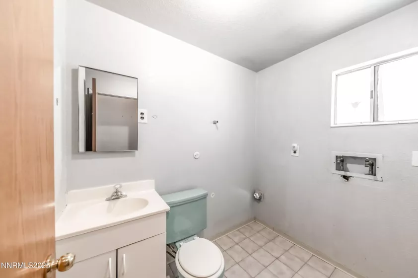 8720 Aquifer, Reno, Nevada 89506, 3 Bedrooms Bedrooms, ,2 BathroomsBathrooms,Residential,Residential,Aquifer,250051918