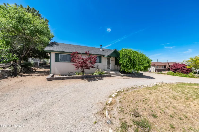 8720 Aquifer, Reno, Nevada 89506, 3 Bedrooms Bedrooms, ,2 BathroomsBathrooms,Residential,Residential,Aquifer,250051918