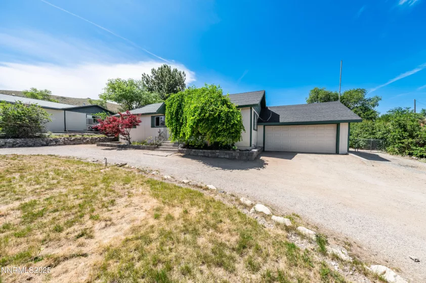 8720 Aquifer, Reno, Nevada 89506, 3 Bedrooms Bedrooms, ,2 BathroomsBathrooms,Residential,Residential,Aquifer,250051918