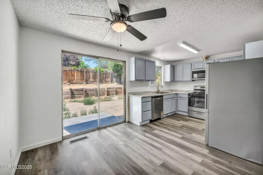 3182 Shriver, Carson City, Nevada 89701, 3 Bedrooms Bedrooms, ,2 BathroomsBathrooms,Residential,Residential,Shriver,250053056